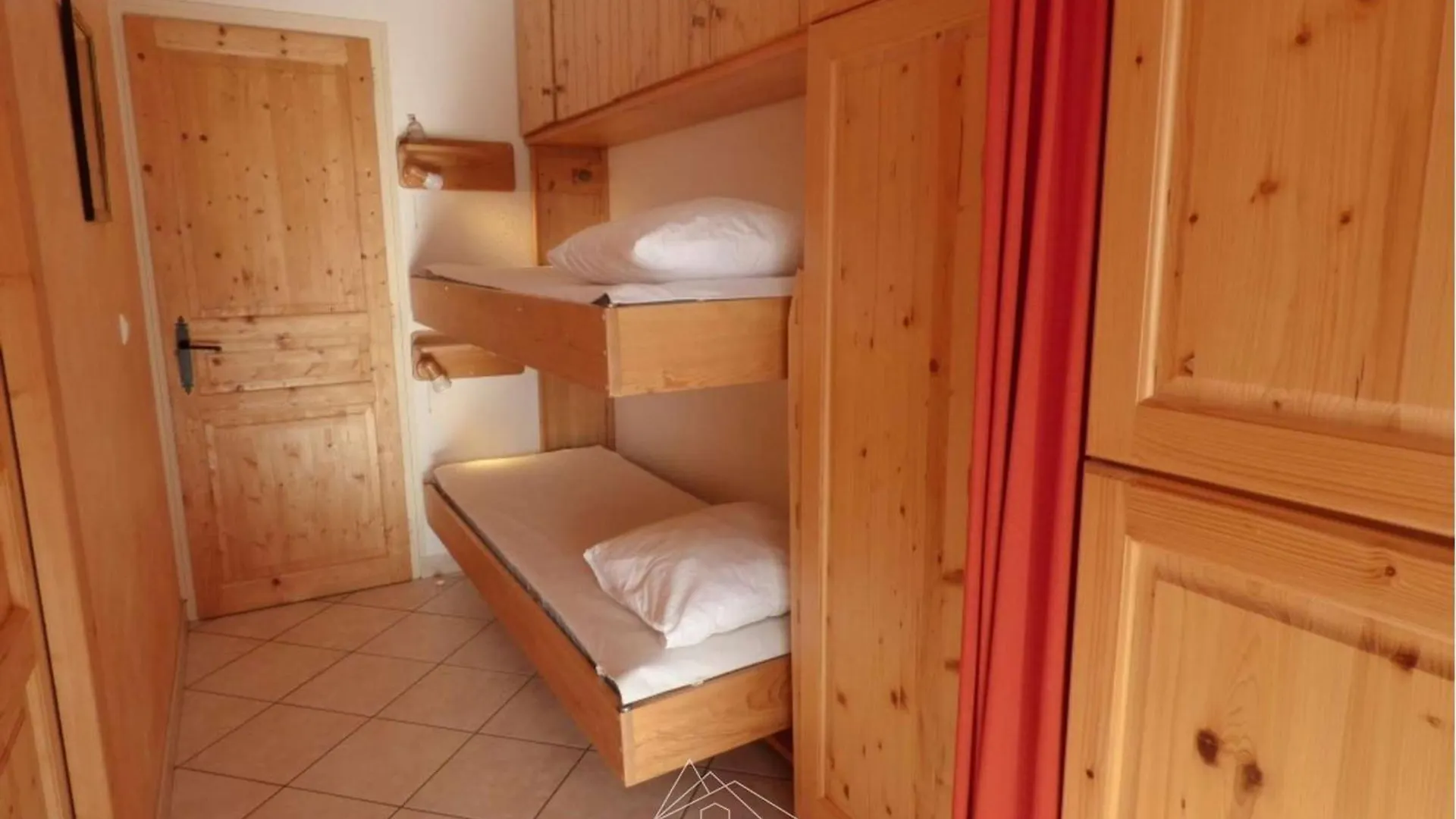 Studio Renove Avec Cabine - 26M² - 5 Pers - Balcon Expose Sud - Pres Skibus Et Remontees Mecaniques - Fr-1-458-125 Ле-Гран-Борнан 0*,